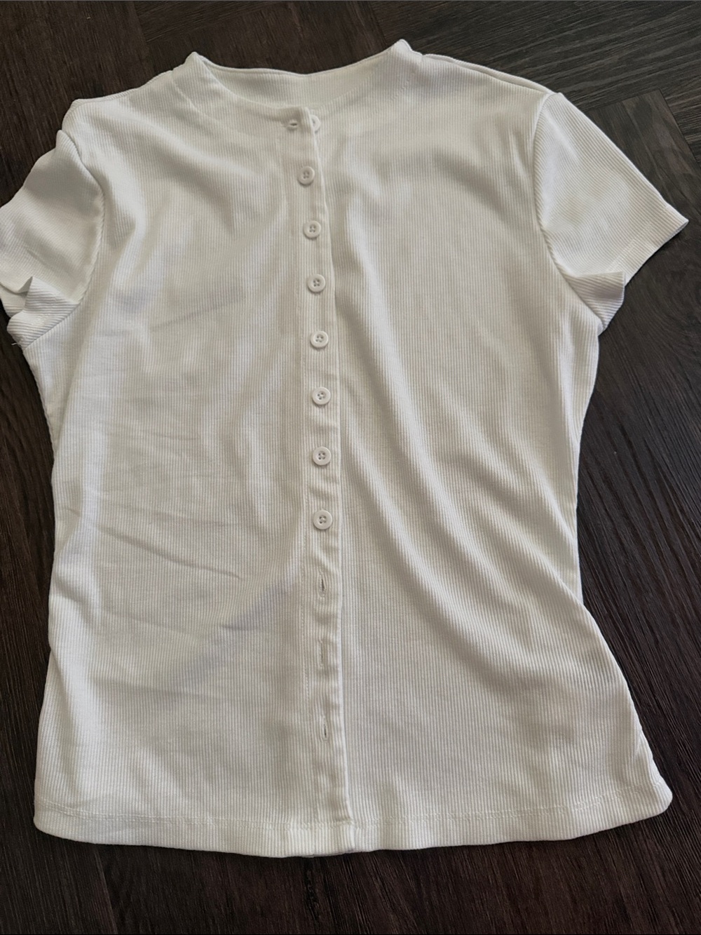 SHEIN White Ribbed Short-Sleeve Top with Button-Back